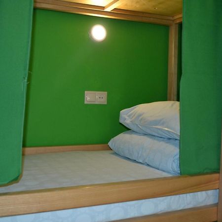 Hostel Ok Hotel เคียฟ ภายนอก รูปภาพ