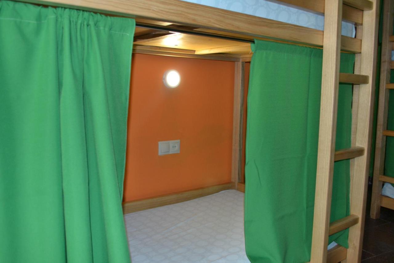 Hostel Ok Hotel เคียฟ ภายนอก รูปภาพ